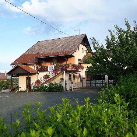 Hotel Family Puskaric Slunj Exterior foto